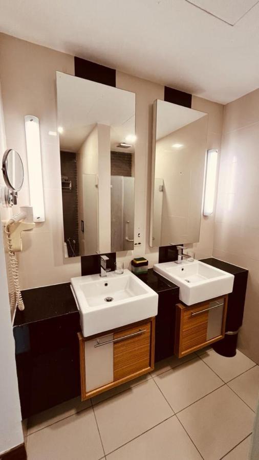 Backpackers Cozy Apartment Kl Sentral กัวลาลัมเปอร์ ภายนอก รูปภาพ